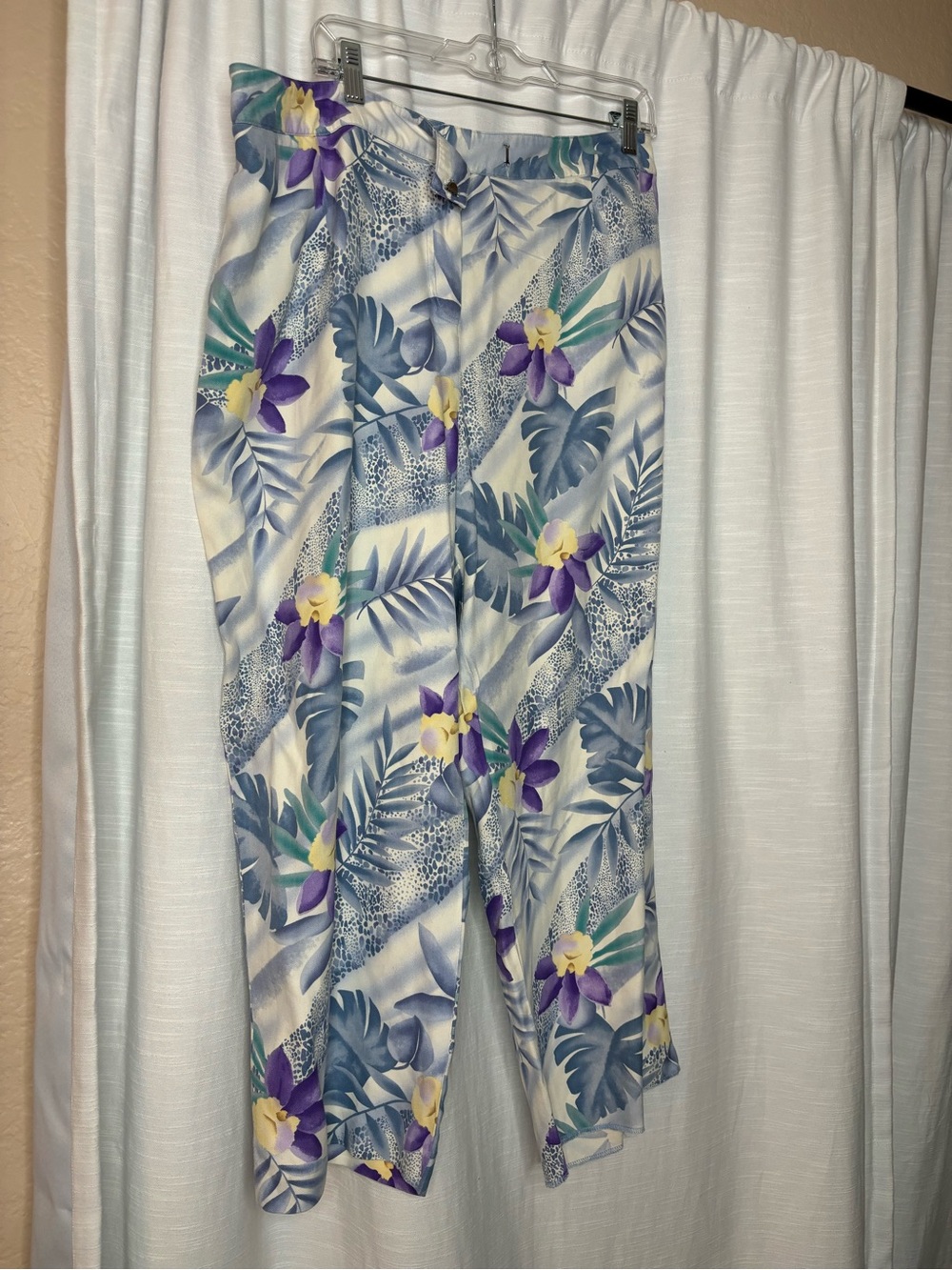 august silk White Linen Top with Purple and Light Blue Floral Print